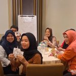 Bermain untuk Melawan Online Hate: Guru-guru Belajar Melalui Game “Screen Time Stories”